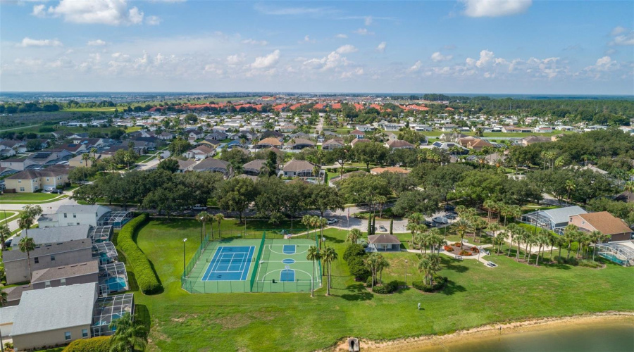 Davenport, Florida 33897, 4 Bedroom Bedrooms, ,2 Bathroombathrooms,Residential,For Sale,Castlemain,0,Mfrs5157594