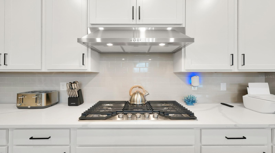 Kissimmee, Florida 34747, 6 Bedroom Bedrooms, ,4 Bathroombathrooms,Residential,For Sale,Somersworth,0,Mfro6442822