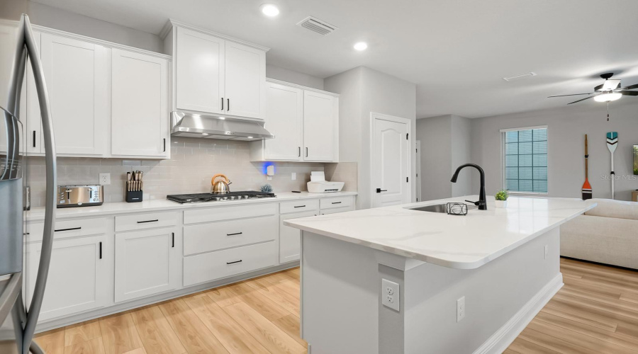 Kissimmee, Florida 34747, 6 Bedroom Bedrooms, ,4 Bathroombathrooms,Residential,For Sale,Somersworth,0,Mfro6442822