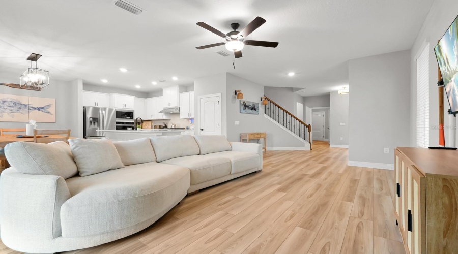 Kissimmee, Florida 34747, 6 Bedroom Bedrooms, ,4 Bathroombathrooms,Residential,For Sale,Somersworth,0,Mfro6442822