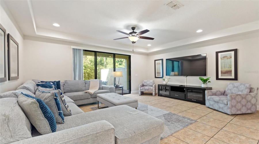 Davenport, Florida 33896, 3 Bedroom Bedrooms, ,2 Bathroombathrooms,Residential,For Sale,Roseville Blvd,0,Mfrs5157611