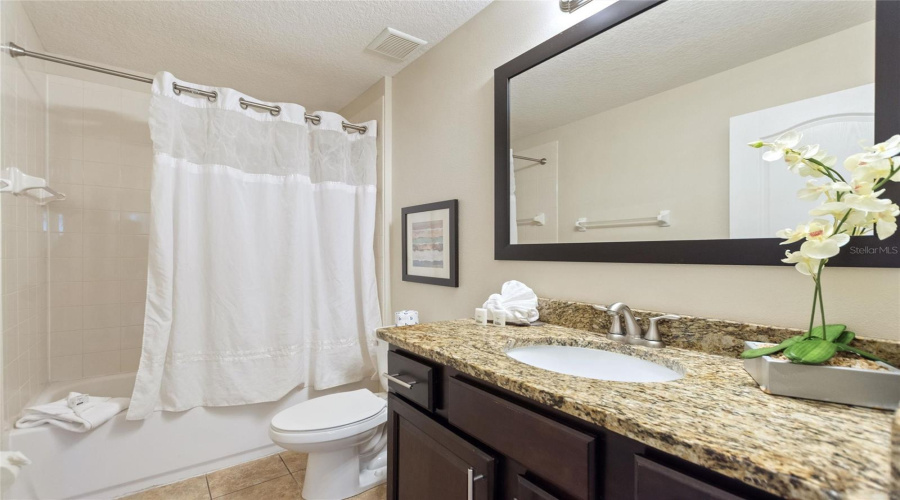 Davenport, Florida 33896, 3 Bedroom Bedrooms, ,2 Bathroombathrooms,Residential,For Sale,Roseville Blvd,0,Mfrs5157611