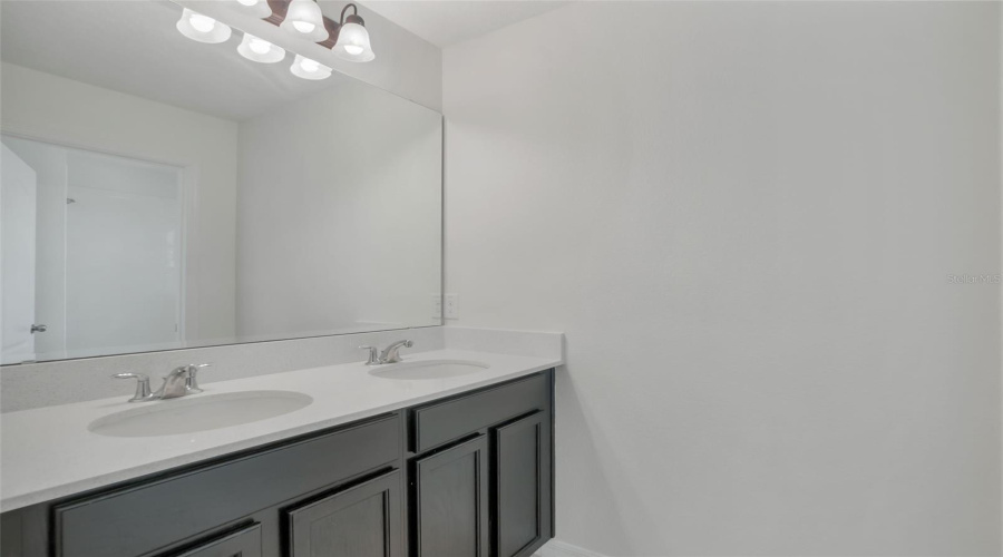 Davenport, Florida 33837, 5 Bedroom Bedrooms, ,3 Bathroombathrooms,Residential,For Sale,Benjamin,0,Mfro6442240
