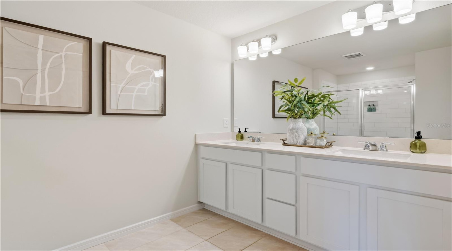 Davenport, Florida 33896, 3 Bedroom Bedrooms, ,2 Bathroombathrooms,Residential,For Sale,Fetching,0,Mfro6442961