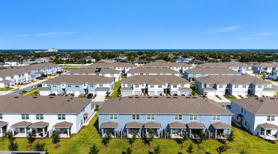 Davenport, Florida 33896, 3 Bedroom Bedrooms, ,2 Bathroombathrooms,Residential,For Sale,Fetching,0,Mfro6442961