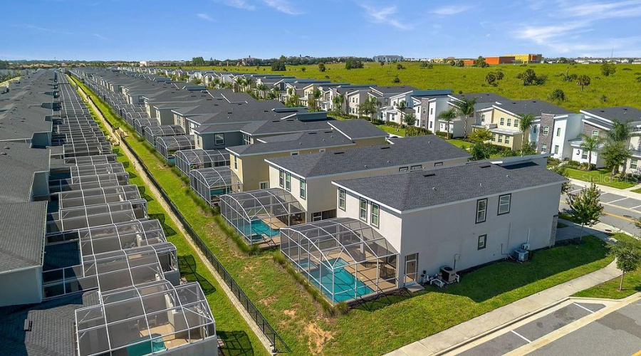 Davenport, Florida 33896, 6 Bedroom Bedrooms, ,5 Bathroombathrooms,Residential,For Sale,Sommerset Hills,0,Mfro6442586