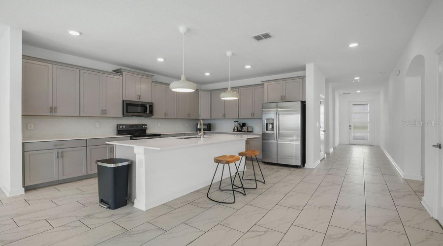 Davenport, Florida 33896, 6 Bedroom Bedrooms, ,5 Bathroombathrooms,Residential,For Sale,Sommerset Hills,0,Mfro6442586