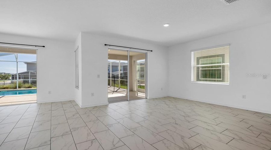 Davenport, Florida 33896, 6 Bedroom Bedrooms, ,5 Bathroombathrooms,Residential,For Sale,Sommerset Hills,0,Mfro6442586