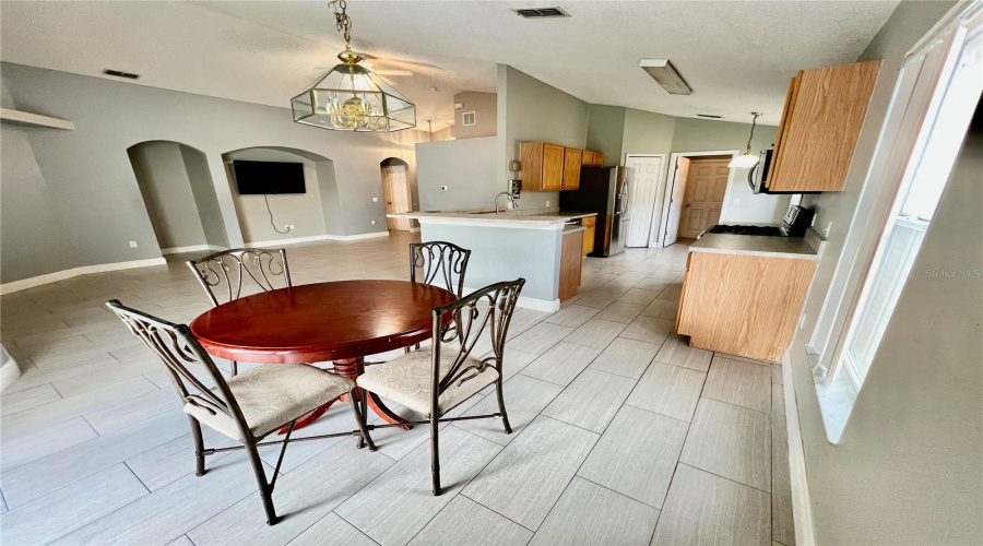 Davenport, Florida 33837, 3 Bedroom Bedrooms, ,2 Bathroombathrooms,Residential,For Sale,Royal Ridge,0,Mfro6441517