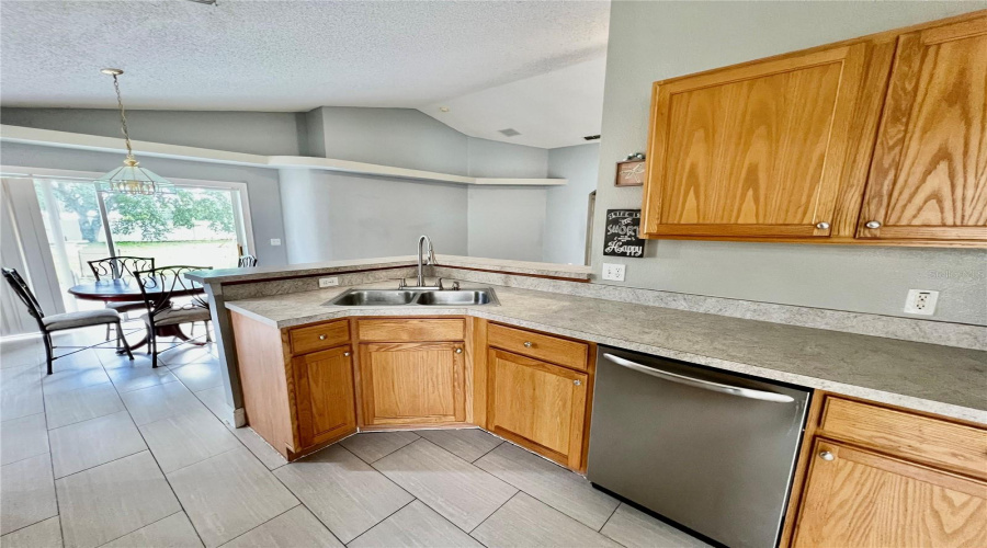 Davenport, Florida 33837, 3 Bedroom Bedrooms, ,2 Bathroombathrooms,Residential,For Sale,Royal Ridge,0,Mfro6441517