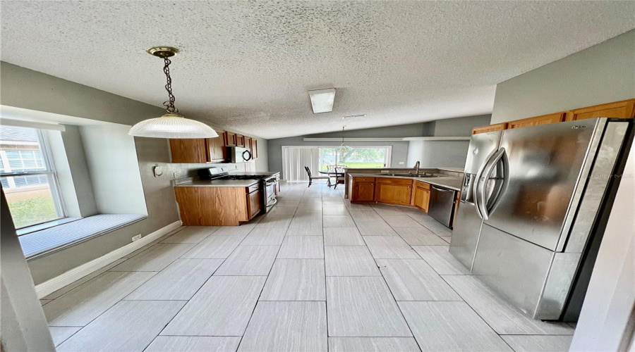 Davenport, Florida 33837, 3 Bedroom Bedrooms, ,2 Bathroombathrooms,Residential,For Sale,Royal Ridge,0,Mfro6441517