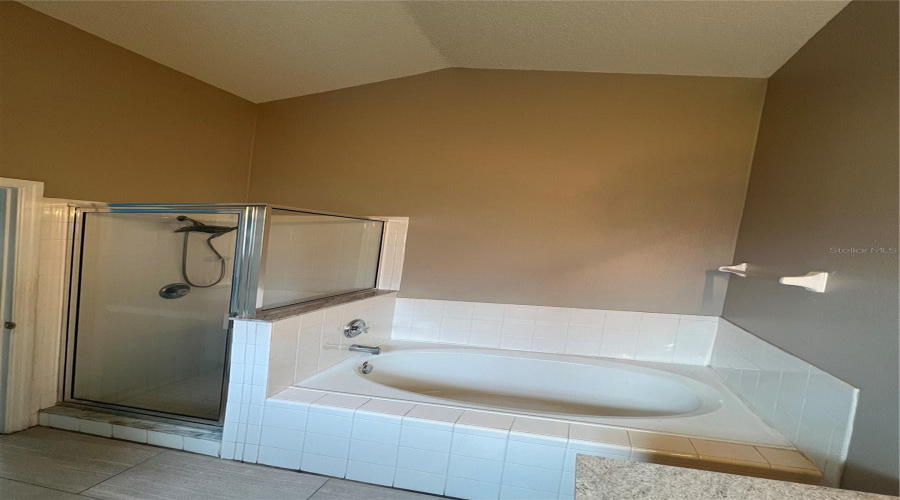 Davenport, Florida 33837, 3 Bedroom Bedrooms, ,2 Bathroombathrooms,Residential,For Sale,Royal Ridge,0,Mfro6441517