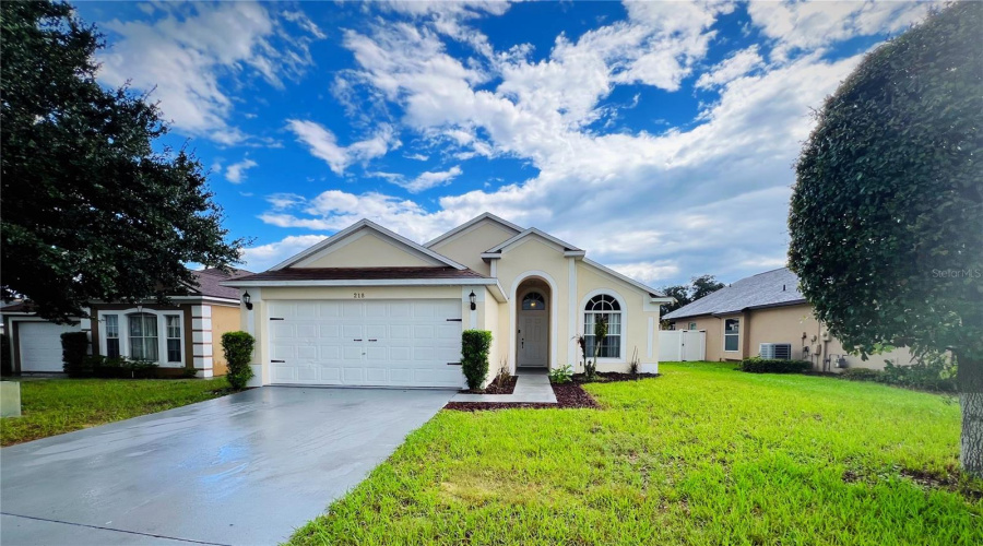 Davenport, Florida 33837, 3 Bedroom Bedrooms, ,2 Bathroombathrooms,Residential,For Sale,Royal Ridge,0,Mfro6441517