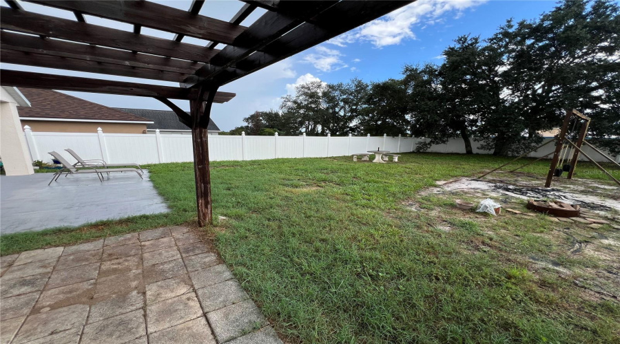 Davenport, Florida 33837, 3 Bedroom Bedrooms, ,2 Bathroombathrooms,Residential,For Sale,Royal Ridge,0,Mfro6441517