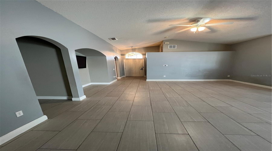 Davenport, Florida 33837, 3 Bedroom Bedrooms, ,2 Bathroombathrooms,Residential,For Sale,Royal Ridge,0,Mfro6441517