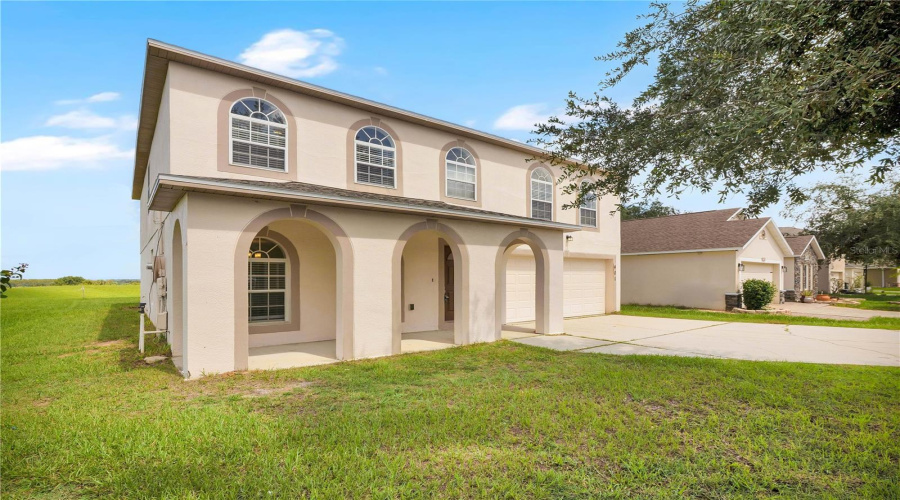 Davenport, Florida 33897, 4 Bedroom Bedrooms, ,3 Bathroombathrooms,Residential,For Sale,Blake,0,Mfro6442778