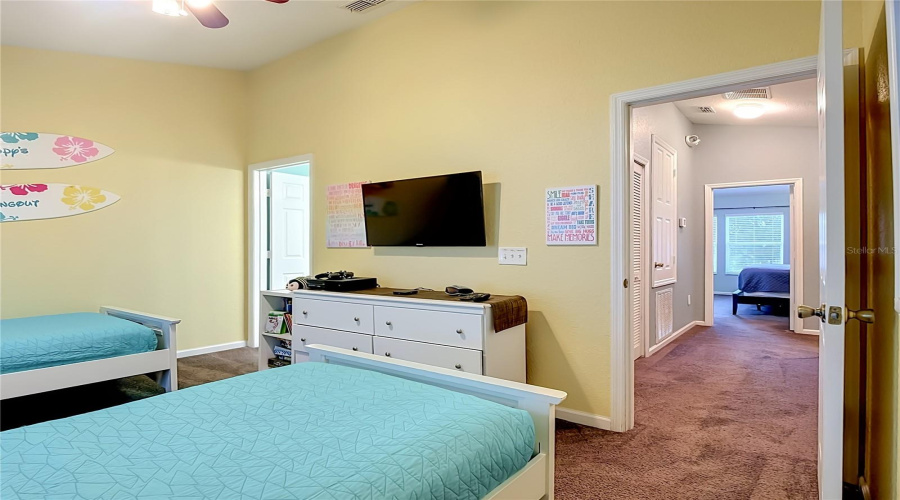 Kissimmee, Florida 34747, 3 Bedroom Bedrooms, ,3 Bathroombathrooms,Residential,For Sale,Maneshaw,0,Mfro6442328