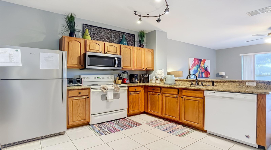 Kissimmee, Florida 34747, 3 Bedroom Bedrooms, ,3 Bathroombathrooms,Residential,For Sale,Maneshaw,0,Mfro6442328