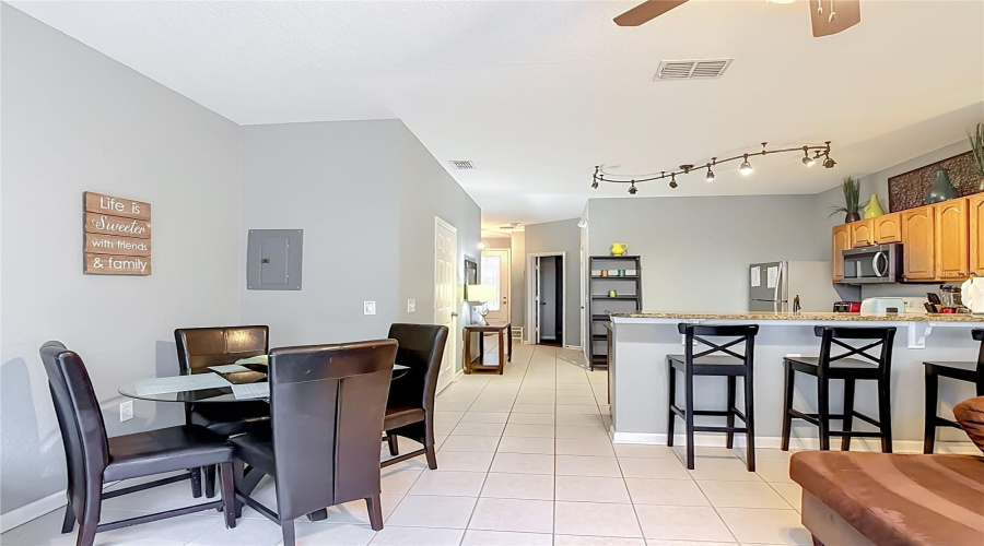 Kissimmee, Florida 34747, 3 Bedroom Bedrooms, ,3 Bathroombathrooms,Residential,For Sale,Maneshaw,0,Mfro6442328