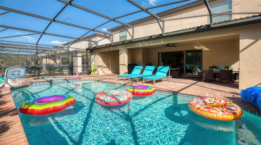 Kissimmee, Florida 34747, 9 Bedroom Bedrooms, ,6 Bathroombathrooms,Residential,For Sale,Lima,0,Mfro6438854