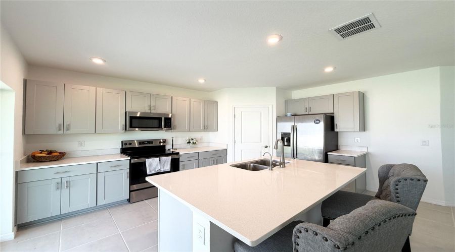Davenport, Florida 33897, 3 Bedroom Bedrooms, ,2 Bathroombathrooms,Residential,For Sale,Costa Blanca,0,Mfrs5153308