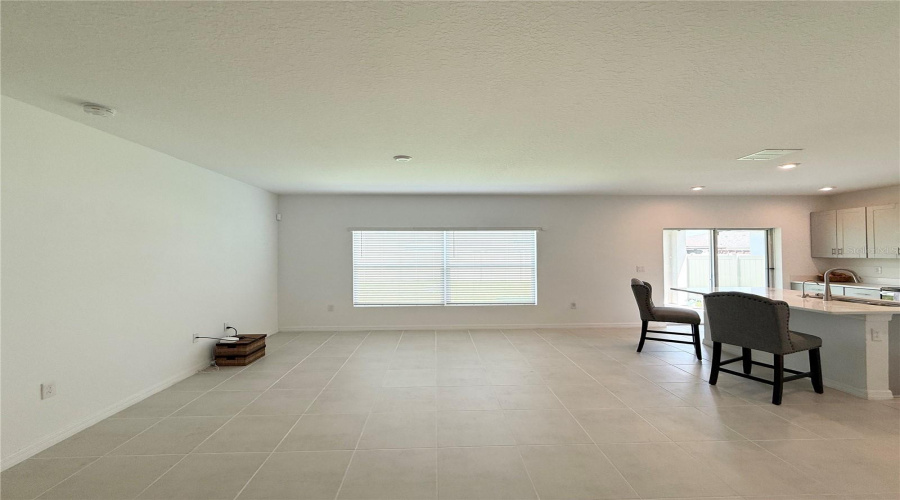 Davenport, Florida 33897, 3 Bedroom Bedrooms, ,2 Bathroombathrooms,Residential,For Sale,Costa Blanca,0,Mfrs5153308