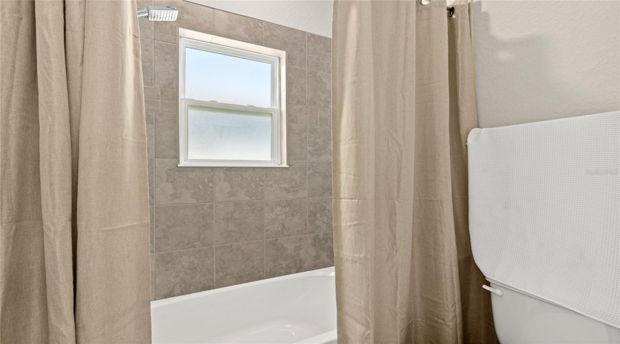 Davenport, Florida 33837, 3 Bedroom Bedrooms, ,2 Bathroombathrooms,Residential,For Sale,Mountain Flower,0,Mfro6440034