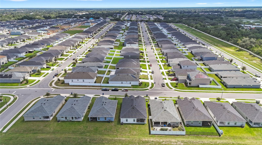 Davenport, Florida 33837, 3 Bedroom Bedrooms, ,2 Bathroombathrooms,Residential,For Sale,Mountain Flower,0,Mfro6440034