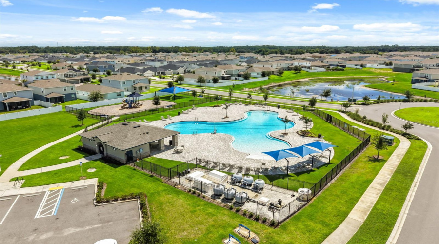 Davenport, Florida 33837, 4 Bedroom Bedrooms, ,3 Bathroombathrooms,Residential,For Sale,Eucalyptus,0,Mfro6441315