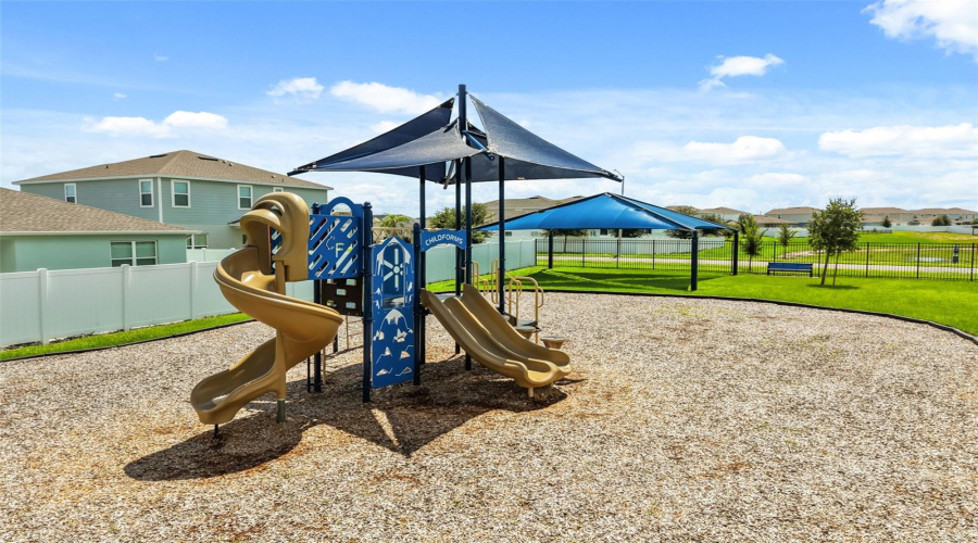 Davenport, Florida 33837, 4 Bedroom Bedrooms, ,3 Bathroombathrooms,Residential,For Sale,Eucalyptus,0,Mfro6441315