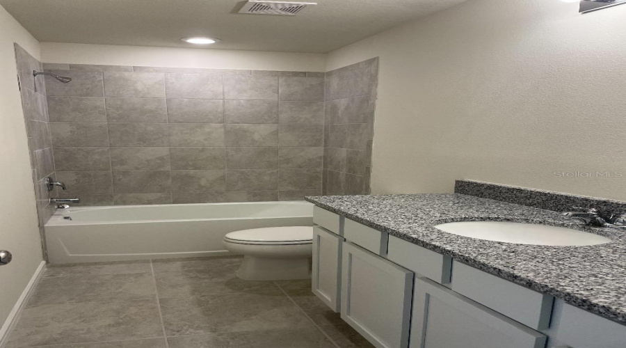Davenport, Florida 33837, 5 Bedroom Bedrooms, ,3 Bathroombathrooms,Residential,For Sale,Sugarwood,0,Mfrl4962674