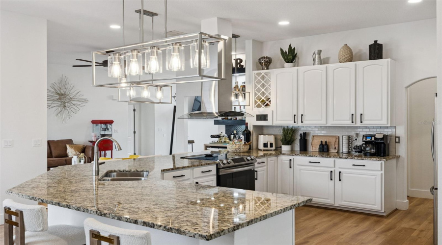 Davenport, Florida 33897, 4 Bedroom Bedrooms, ,3 Bathroombathrooms,Residential,For Sale,Nottingham,0,Mfro6443185