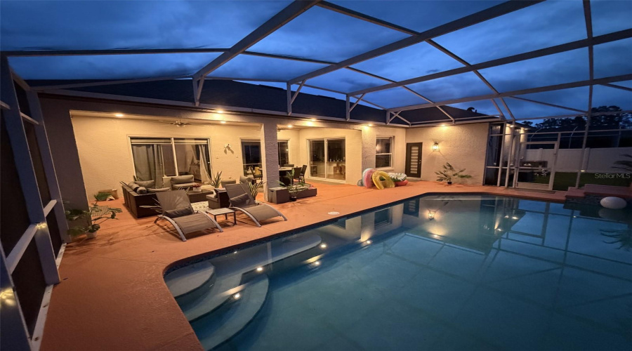 Davenport, Florida 33897, 4 Bedroom Bedrooms, ,3 Bathroombathrooms,Residential,For Sale,Nottingham,0,Mfro6443185