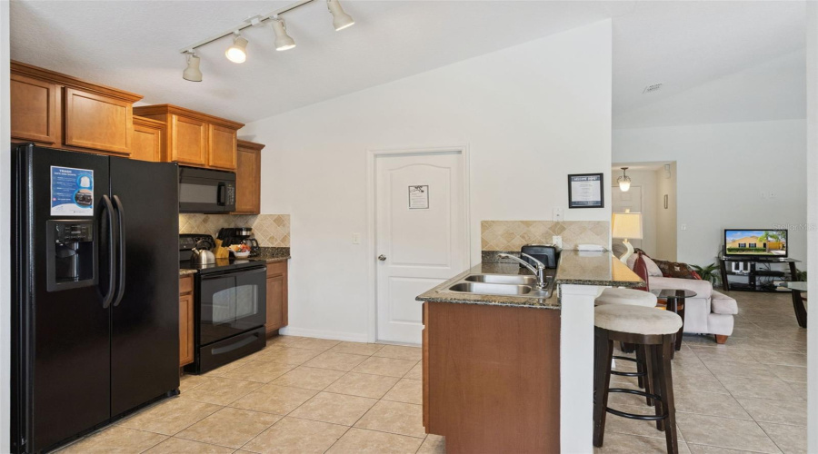 Davenport, Florida 33896, 3 Bedroom Bedrooms, ,3 Bathroombathrooms,Residential,For Sale,Scrub Jay,0,Mfrs5157870