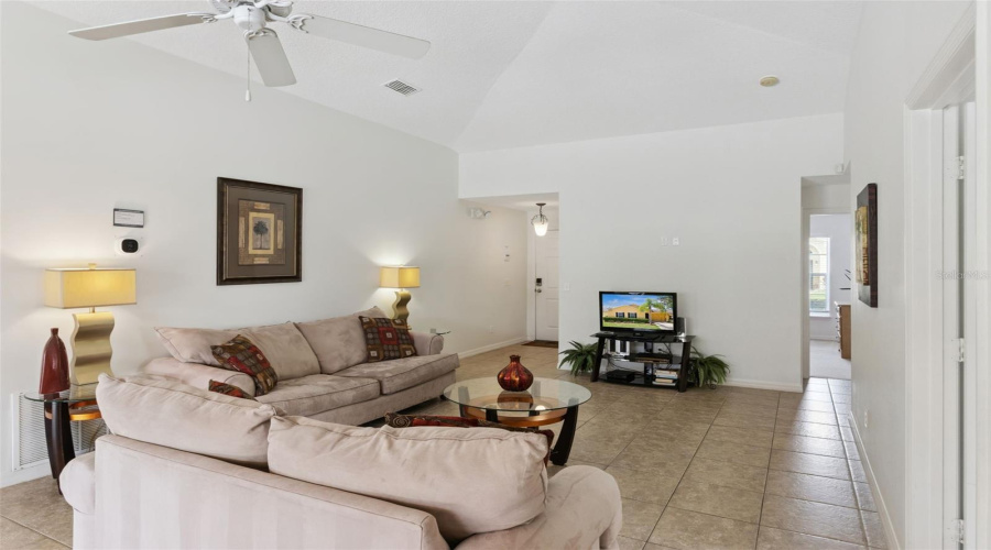 Davenport, Florida 33896, 3 Bedroom Bedrooms, ,3 Bathroombathrooms,Residential,For Sale,Scrub Jay,0,Mfrs5157870