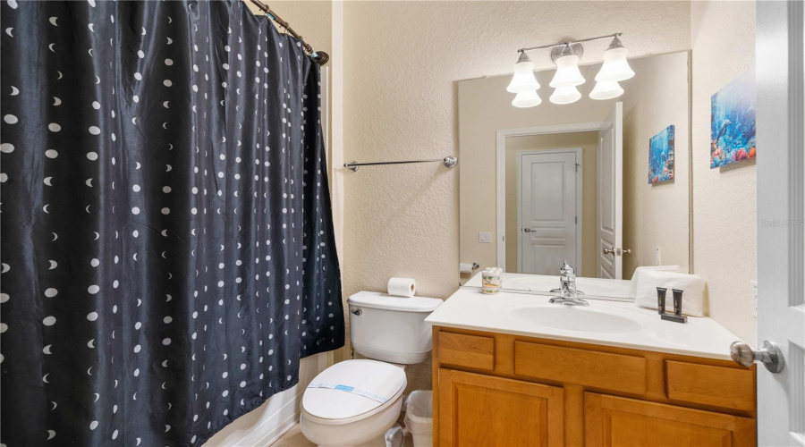 Kissimmee, Florida 34747, 5 Bedroom Bedrooms, ,5 Bathroombathrooms,Residential,For Sale,Teascone,0,Mfro6443150