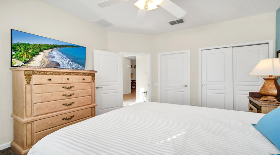 Kissimmee, Florida 34747, 5 Bedroom Bedrooms, ,5 Bathroombathrooms,Residential,For Sale,Teascone,0,Mfro6443150