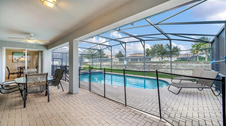 Kissimmee, Florida 34747, 5 Bedroom Bedrooms, ,5 Bathroombathrooms,Residential,For Sale,Teascone,0,Mfro6443150