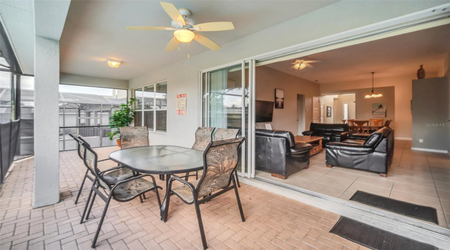 Kissimmee, Florida 34747, 5 Bedroom Bedrooms, ,5 Bathroombathrooms,Residential,For Sale,Teascone,0,Mfro6443150