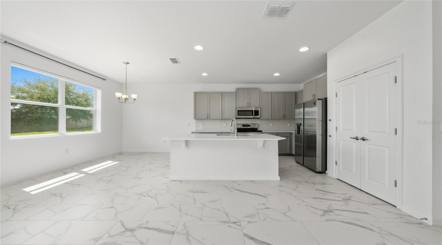 Davenport, Florida 33837, 4 Bedroom Bedrooms, ,3 Bathroombathrooms,Residential,For Sale,Sapphire,0,Mfro6442930