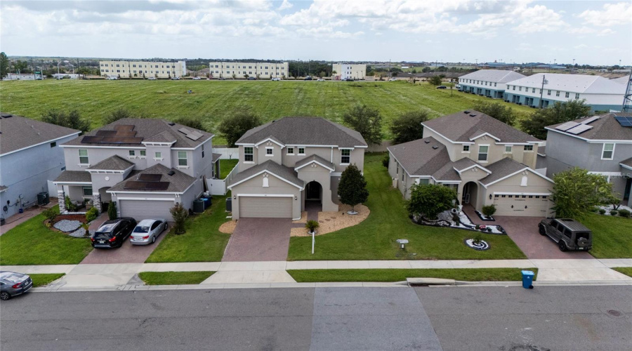 Davenport, Florida 33837, 4 Bedroom Bedrooms, ,3 Bathroombathrooms,Residential,For Sale,Sapphire,0,Mfro6442930