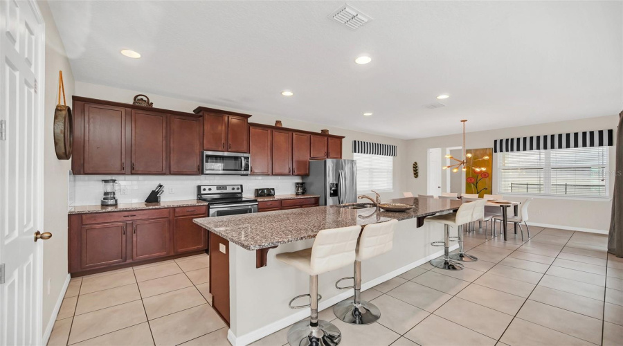 Kissimmee, Florida 34747, 6 Bedroom Bedrooms, ,4 Bathroombathrooms,Residential,For Sale,Egret Mills,0,Mfro6443128
