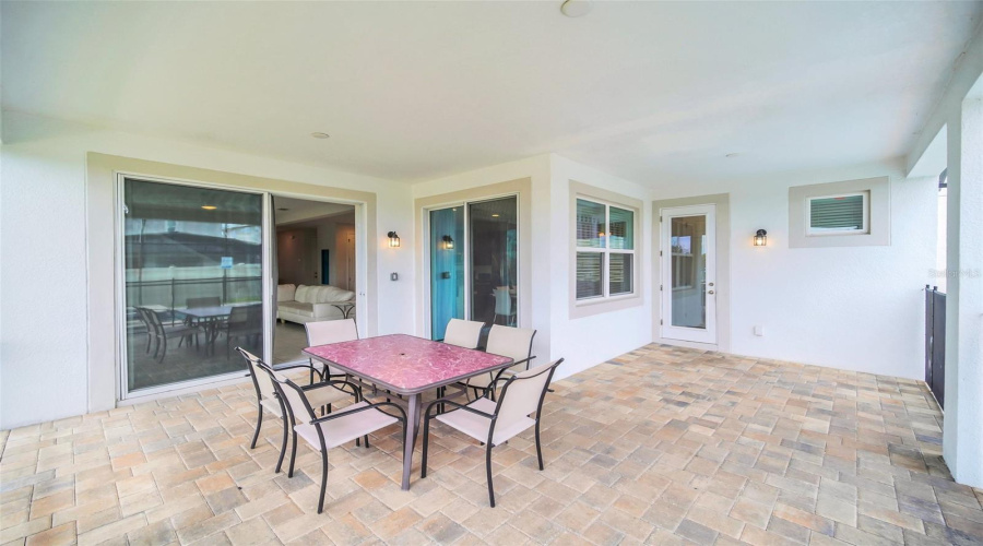 Kissimmee, Florida 34747, 6 Bedroom Bedrooms, ,4 Bathroombathrooms,Residential,For Sale,Egret Mills,0,Mfro6443128