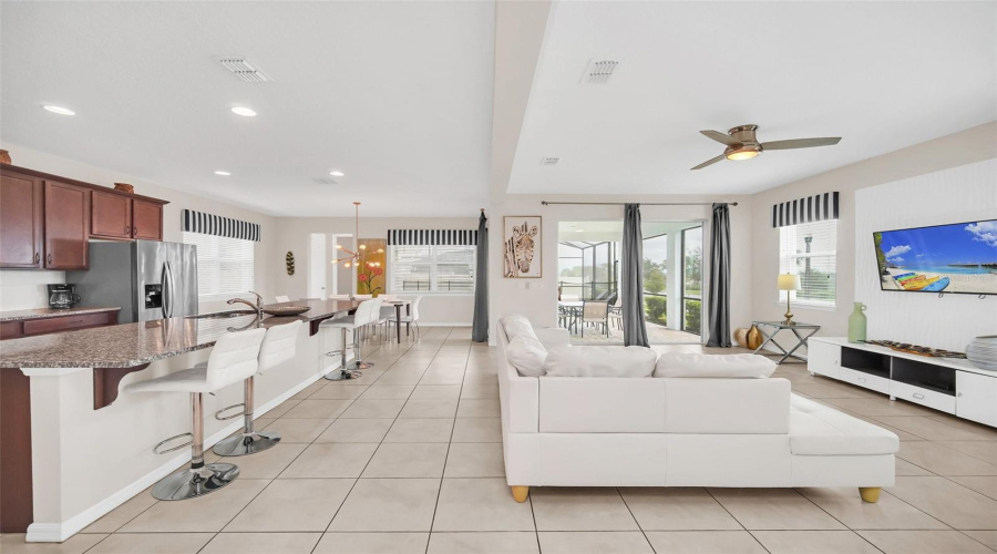 Kissimmee, Florida 34747, 6 Bedroom Bedrooms, ,4 Bathroombathrooms,Residential,For Sale,Egret Mills,0,Mfro6443128
