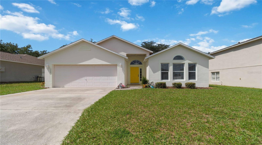 Davenport, Florida 33837, 4 Bedroom Bedrooms, ,2 Bathroombathrooms,Residential,For Sale,Lobelia,0,Mfrs5157777