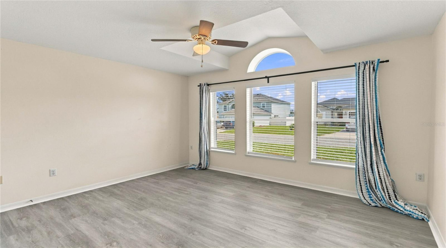Davenport, Florida 33837, 4 Bedroom Bedrooms, ,2 Bathroombathrooms,Residential,For Sale,Lobelia,0,Mfrs5157777