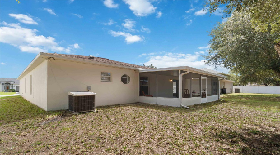 Davenport, Florida 33837, 4 Bedroom Bedrooms, ,2 Bathroombathrooms,Residential,For Sale,Lobelia,0,Mfrs5157777