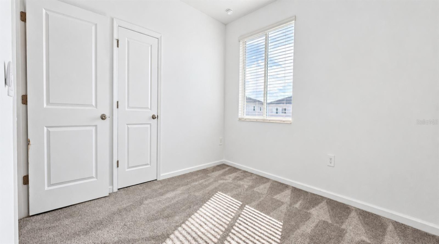 Davenport, Florida 33896, 3 Bedroom Bedrooms, ,2 Bathroombathrooms,Residential,For Sale,Nine Iron,0,Mfrs5157896