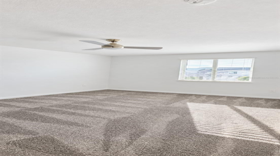 Davenport, Florida 33896, 3 Bedroom Bedrooms, ,2 Bathroombathrooms,Residential,For Sale,Nine Iron,0,Mfrs5157896