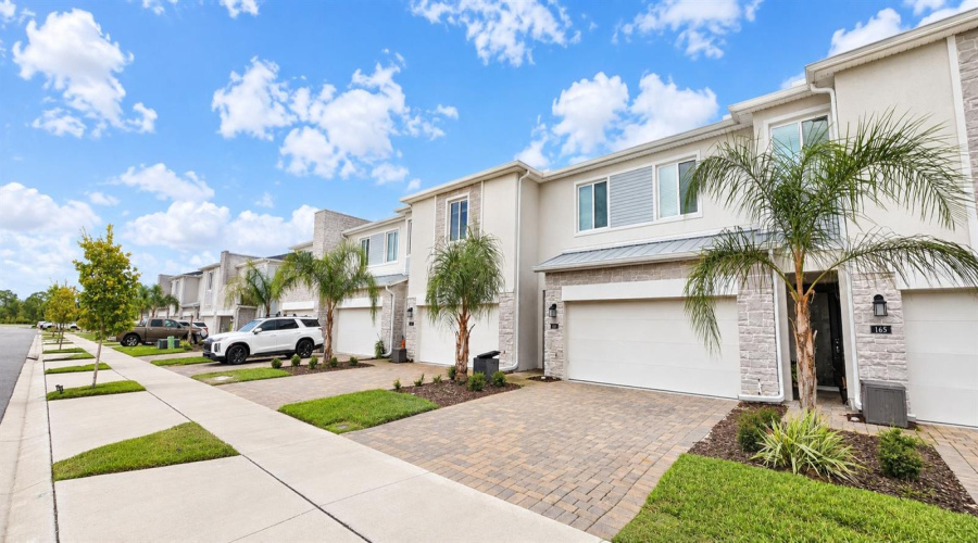 Davenport, Florida 33896, 3 Bedroom Bedrooms, ,2 Bathroombathrooms,Residential,For Sale,Nine Iron,0,Mfrs5157896